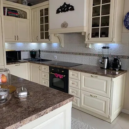Przytulny Apartament Blisko Plazy, Z Miejscem Postojowym * Gizycko