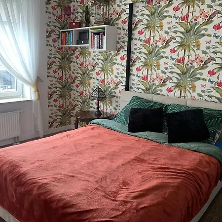 Apartment Przytulny Apartament Blisko Plazy, Z Miejscem Postojowym